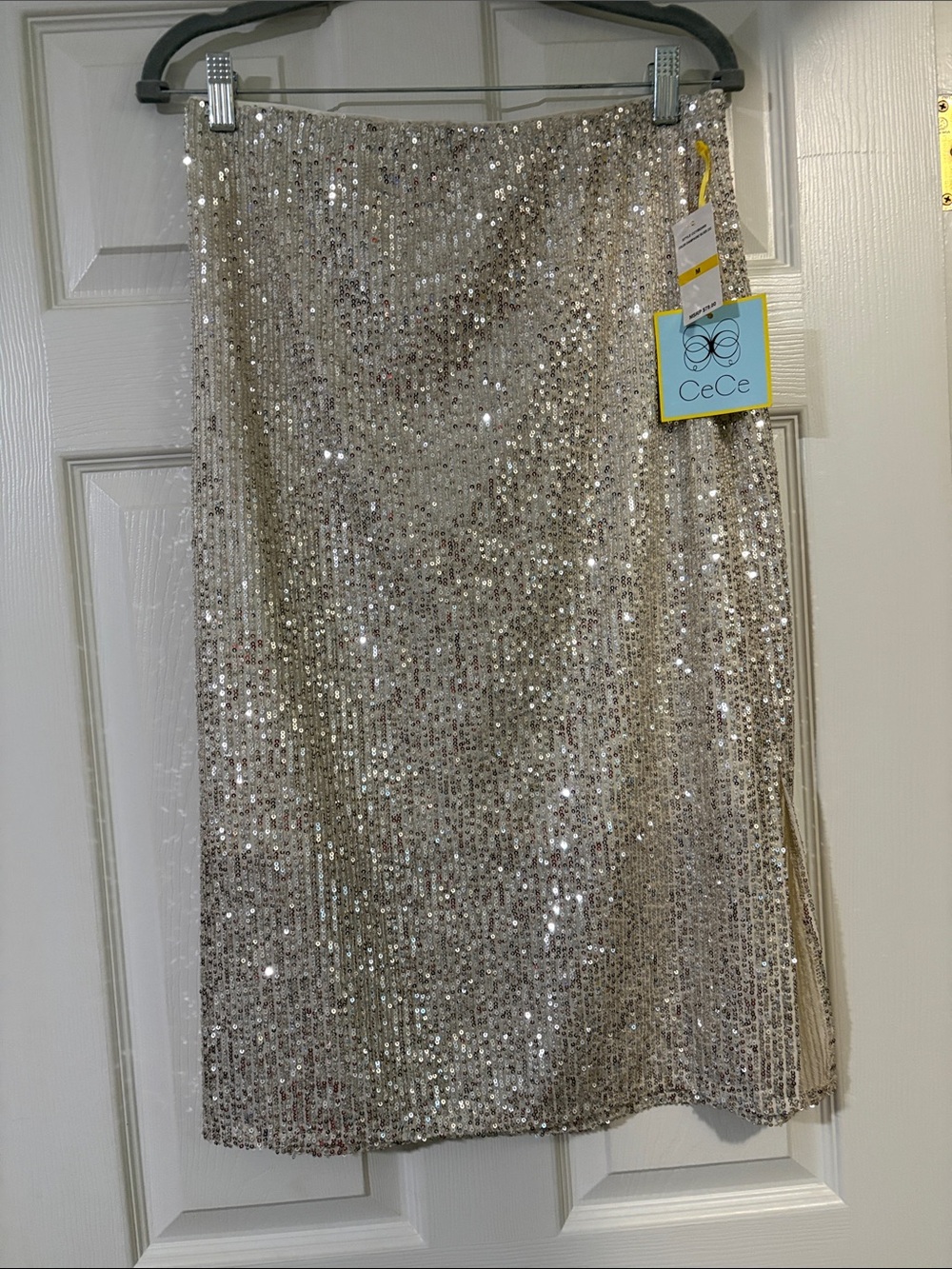 CeCe Sequin Pencil Skirt in Champagne